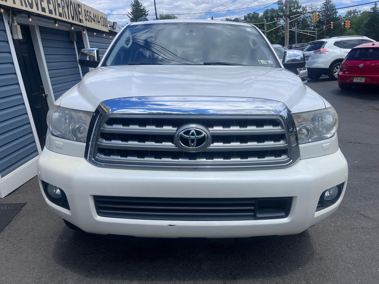 Toyota Sequoia 4WD 5.7L Platinum (Natl) 2012