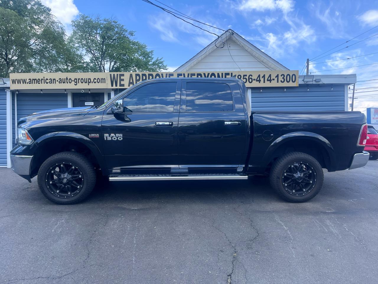 RAM 1500 Laramie 4x4 Crew Cab 5'7" Box 2018