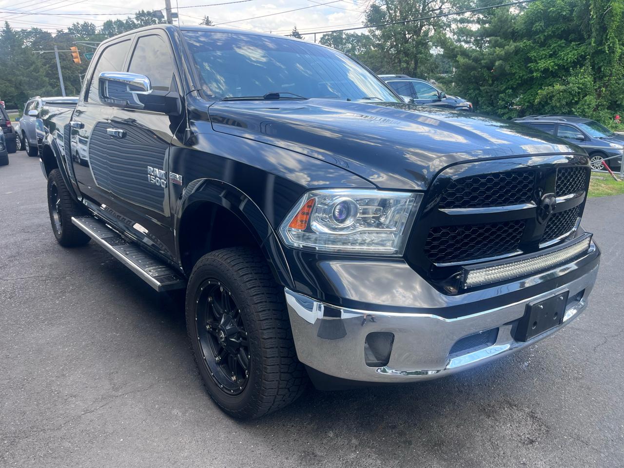 RAM 1500 Laramie 4x4 Crew Cab 5'7" Box 2018