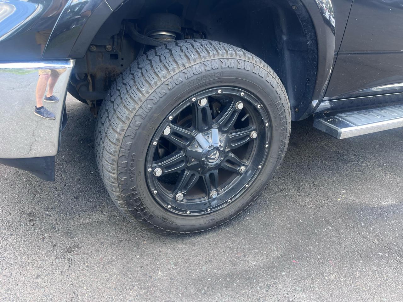 RAM 1500 Laramie 4x4 Crew Cab 5'7" Box 2018