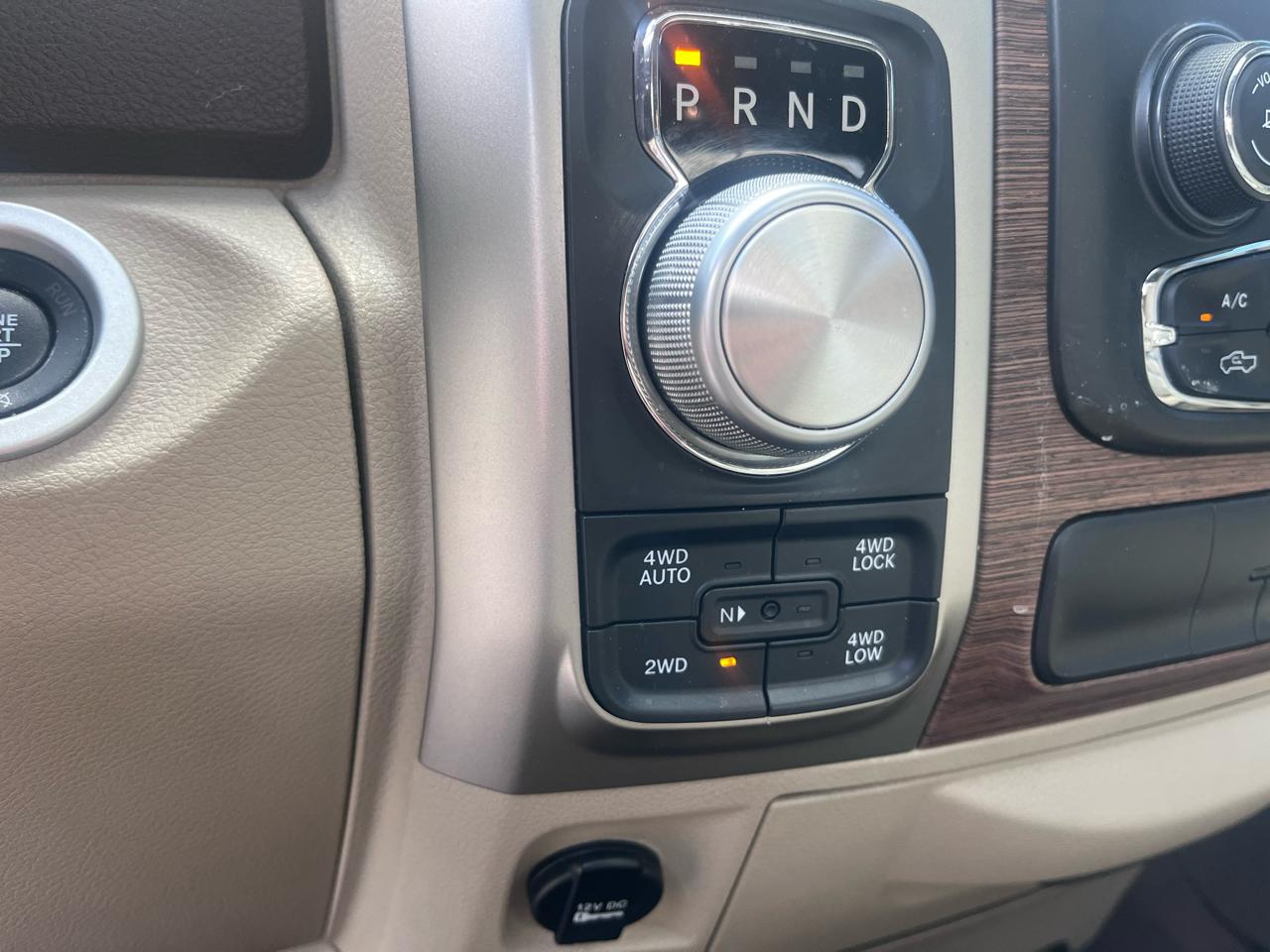 RAM 1500 Laramie 4x4 Crew Cab 5'7" Box 2018