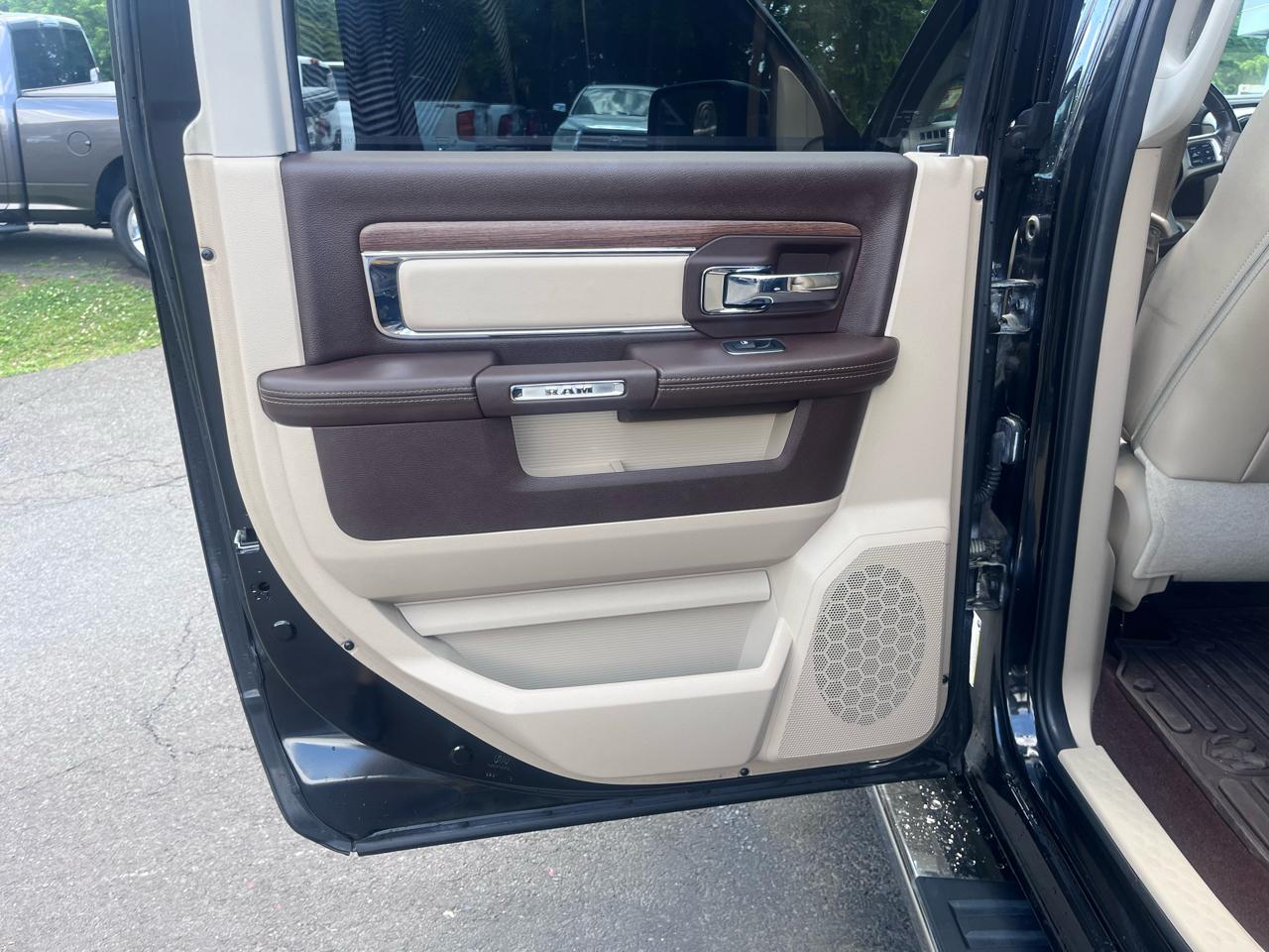 RAM 1500 Laramie 4x4 Crew Cab 5'7" Box 2018