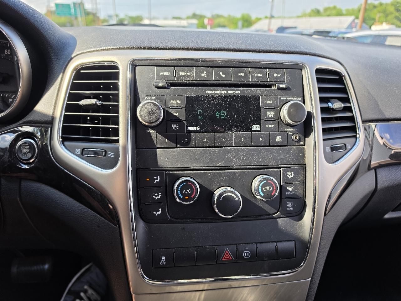 Jeep Grand Cherokee 4WD 4dr Laredo 2012