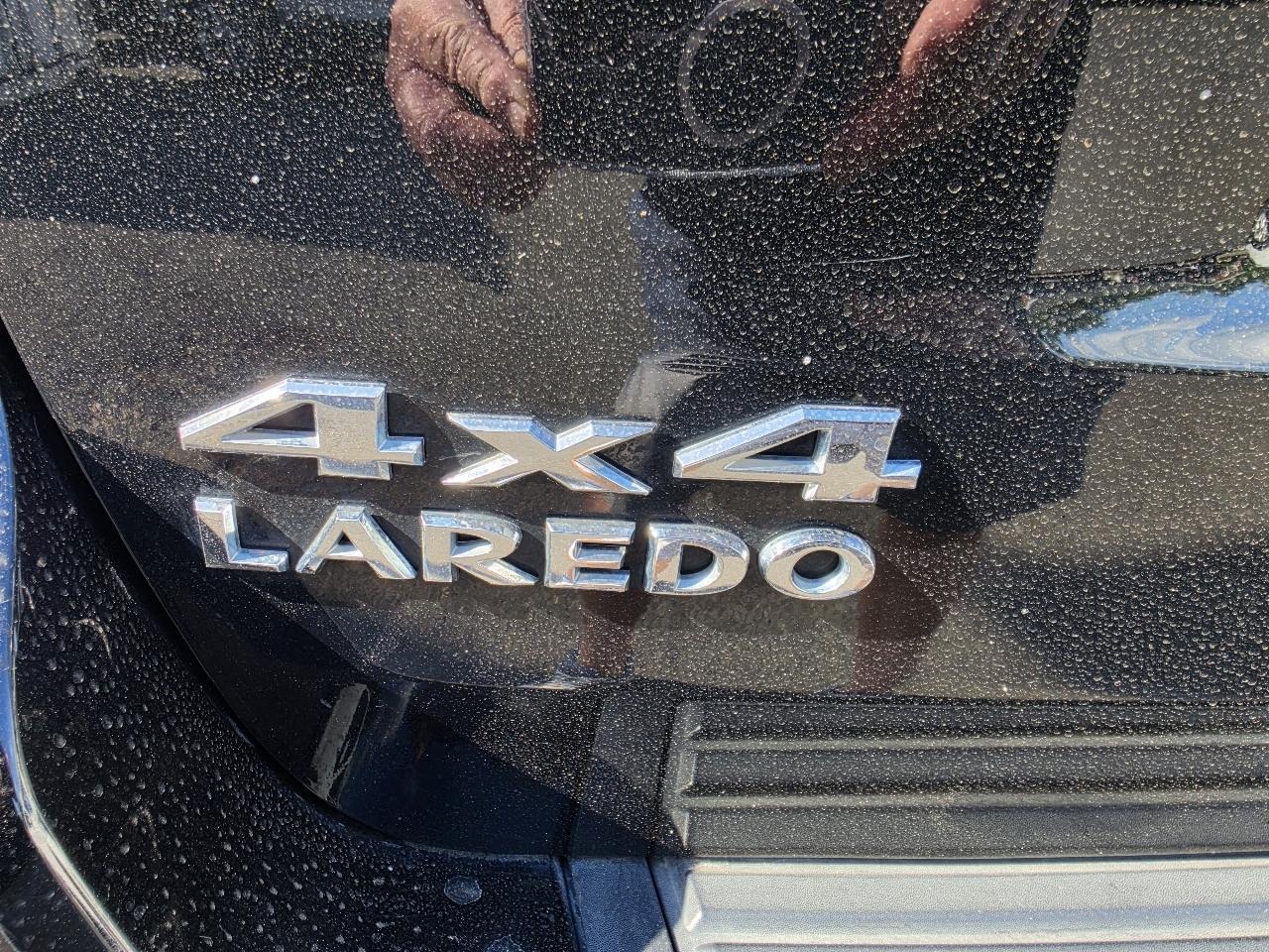 Jeep Grand Cherokee 4WD 4dr Laredo 2012