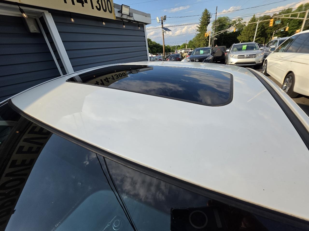 Mazda MAZDA3 4dr Sdn Auto i Touring 2015