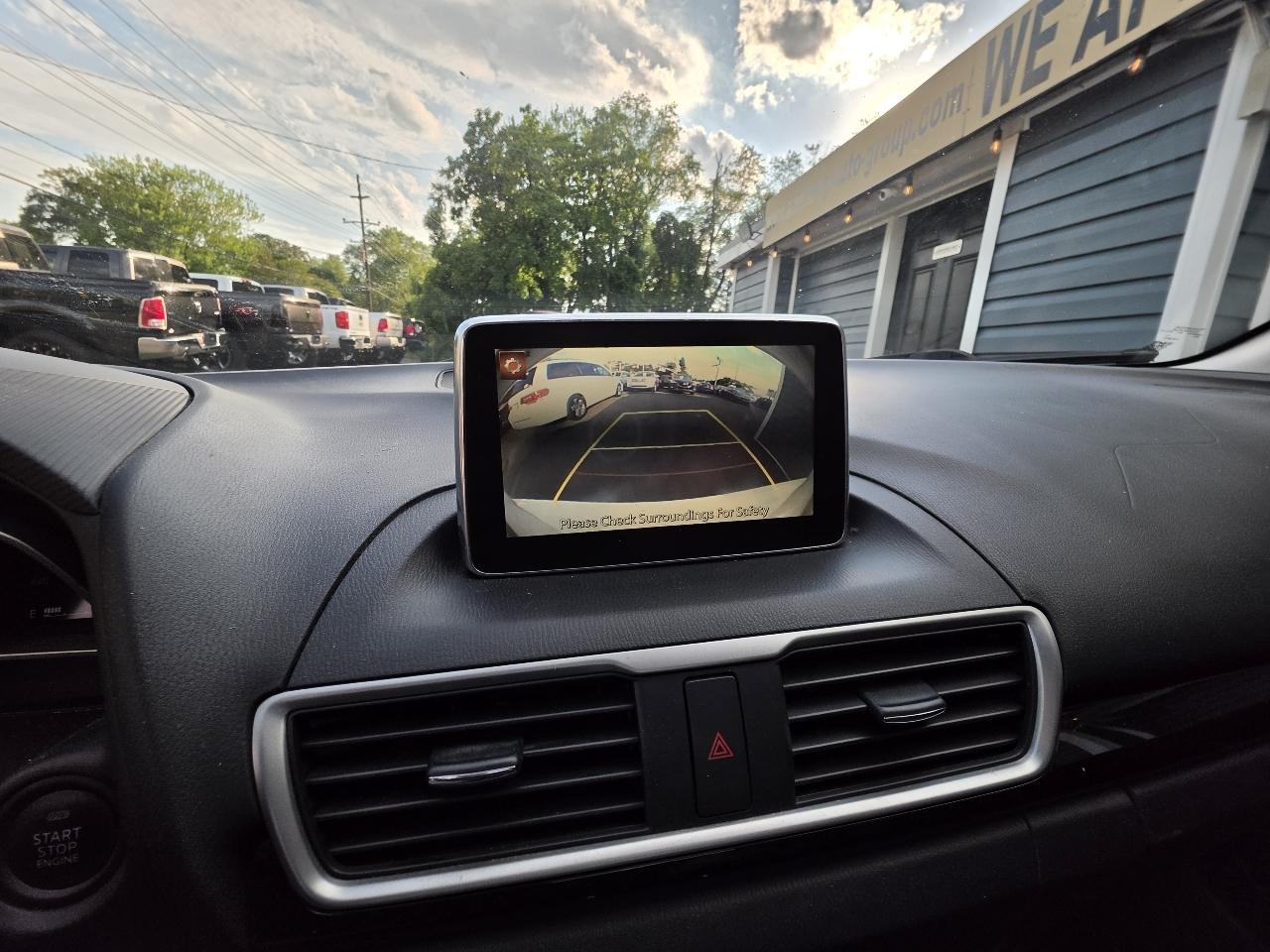 Mazda MAZDA3 4dr Sdn Auto i Touring 2015