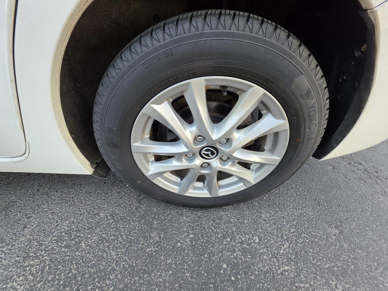 Mazda MAZDA3 4dr Sdn Auto i Touring 2015