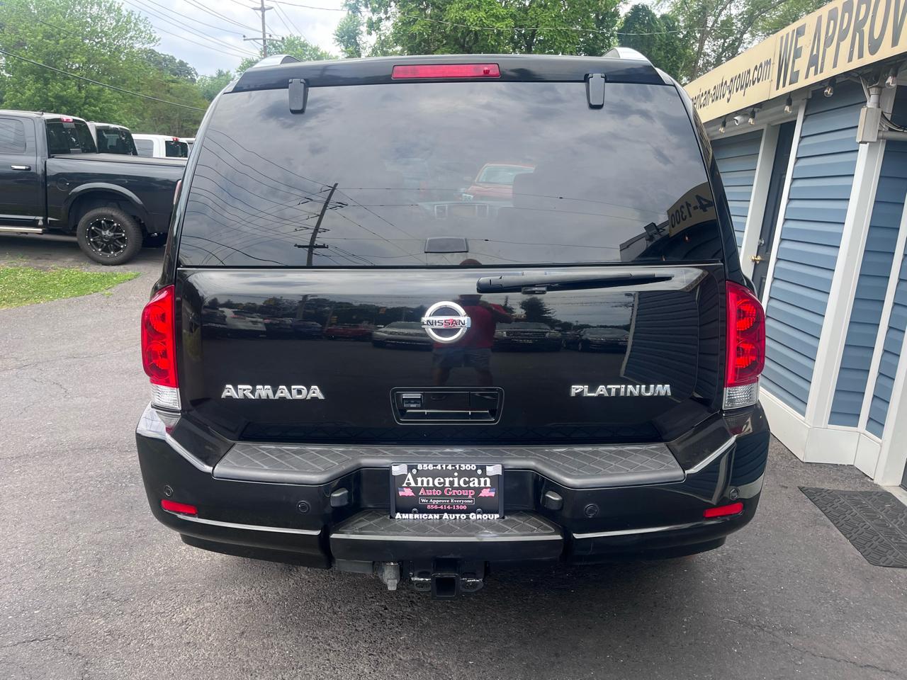 Nissan Armada 4WD 4dr Platinum 2013