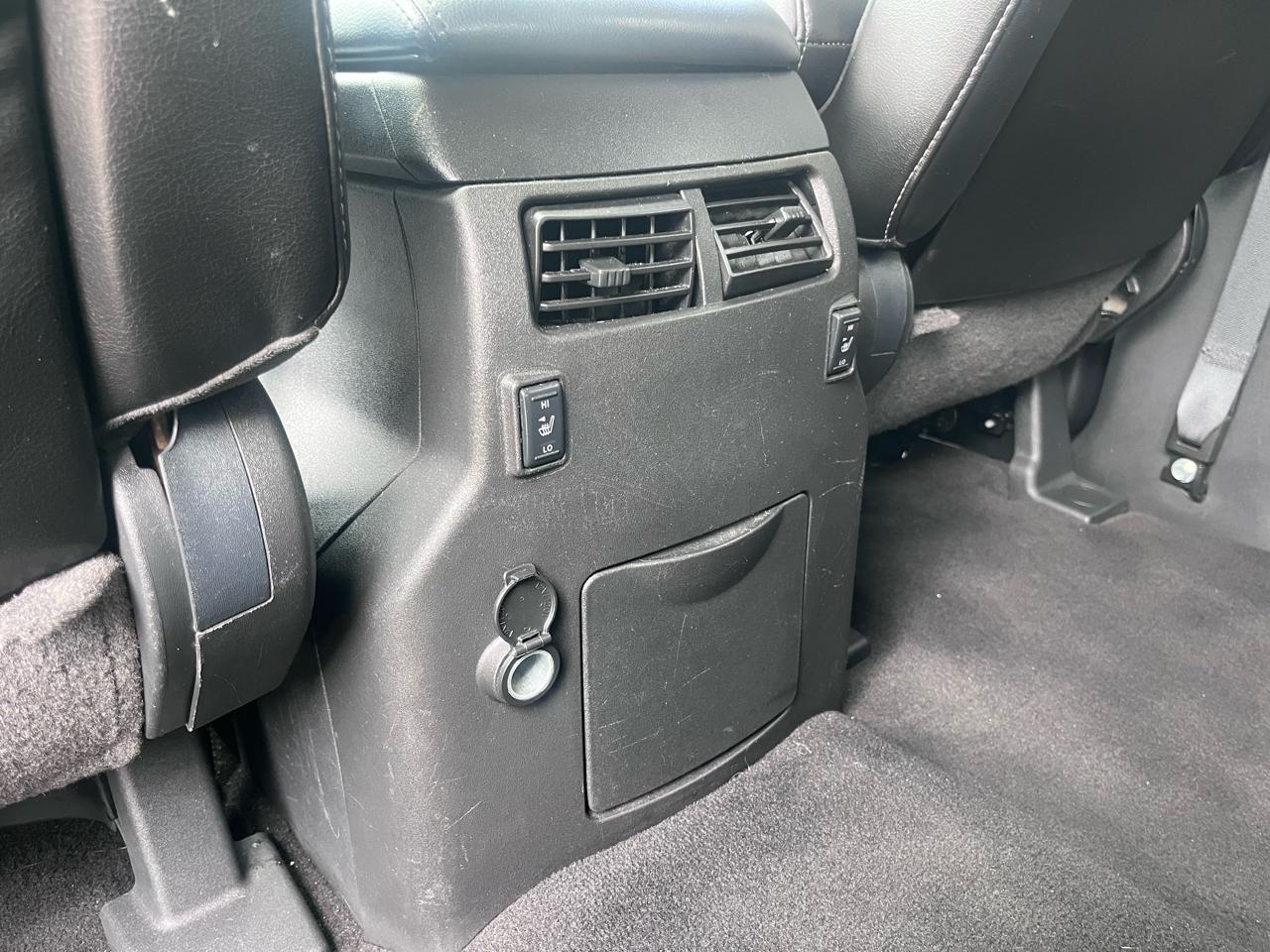 Nissan Armada 4WD 4dr Platinum 2013