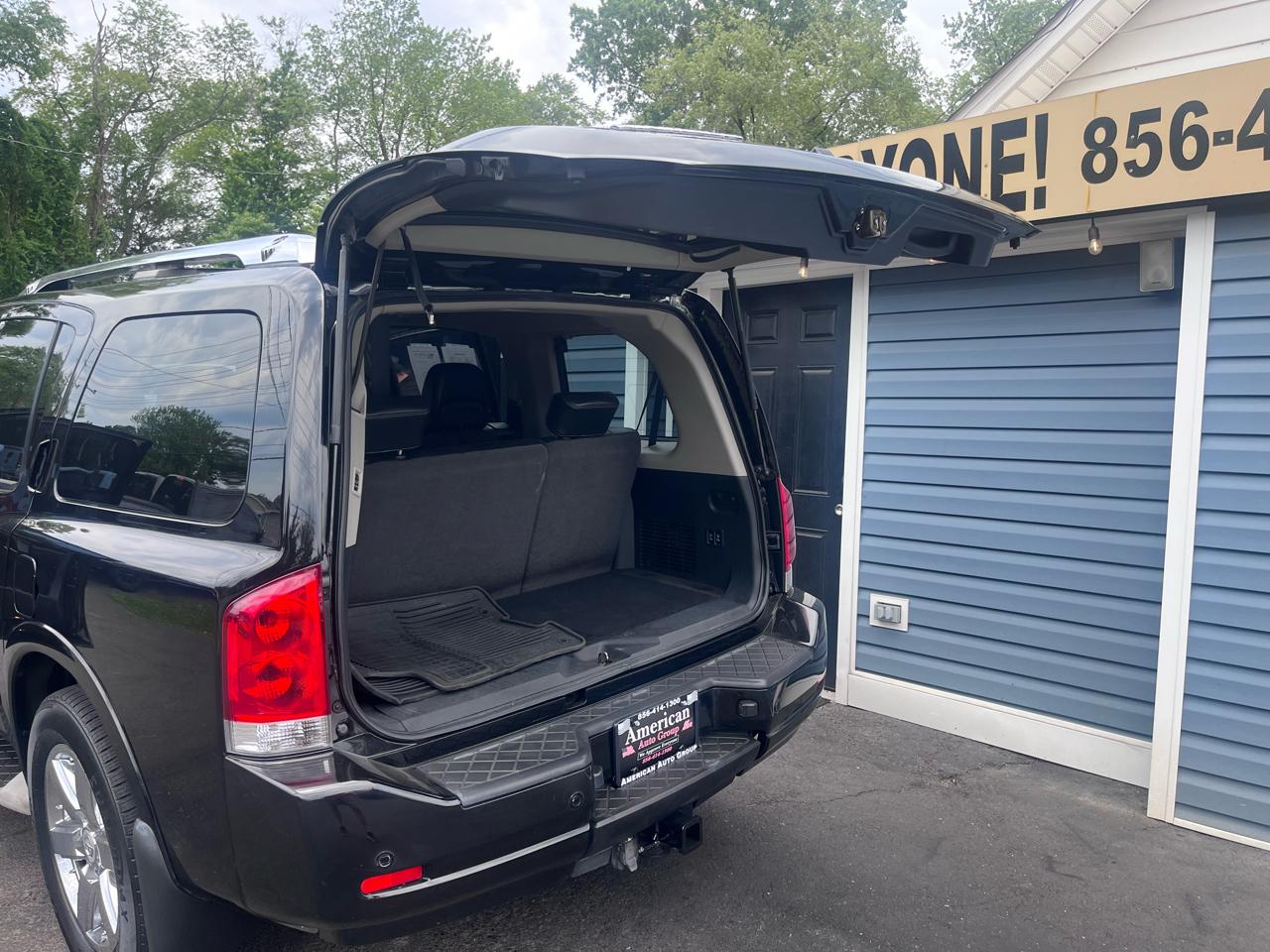 Nissan Armada 4WD 4dr Platinum 2013