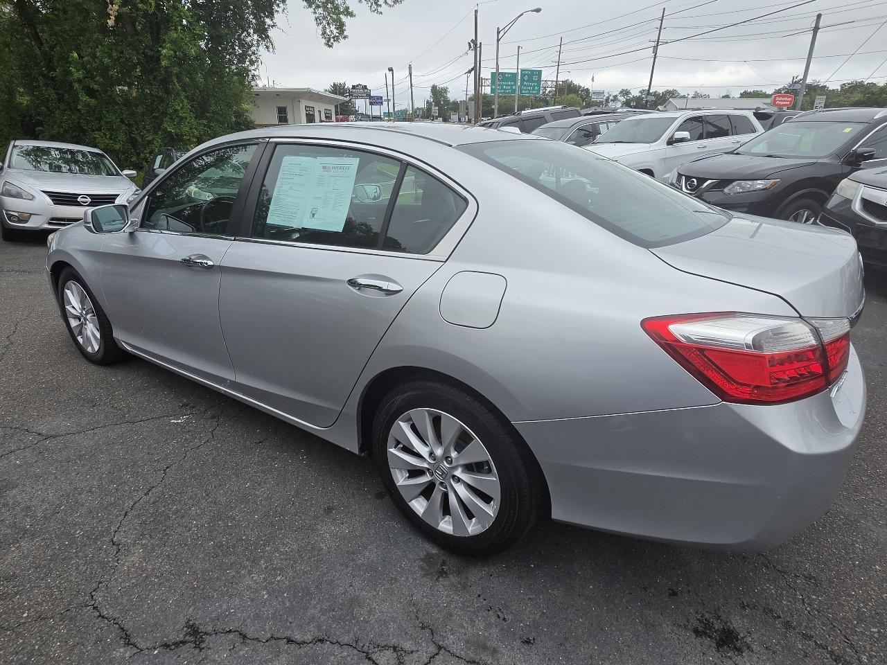 Honda Accord Sedan 4dr I4 CVT EX-L w/Navi 2014