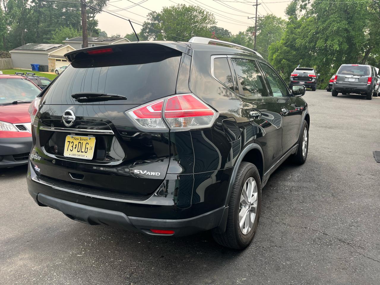 Nissan Rogue AWD 4dr SV 2015