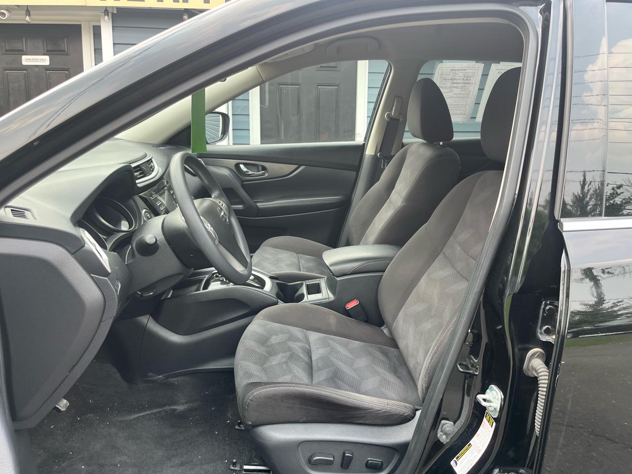 Nissan Rogue AWD 4dr SV 2015