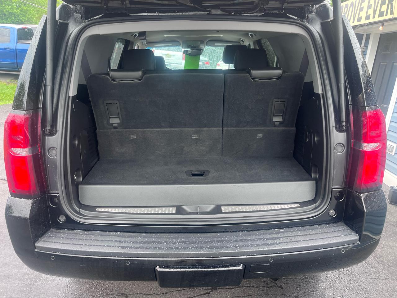Chevrolet Tahoe 4WD 4dr LT 2017