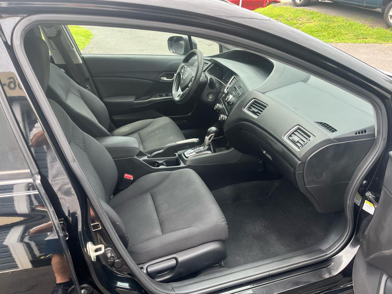 Honda Civic Sedan 4dr CVT LX 2015