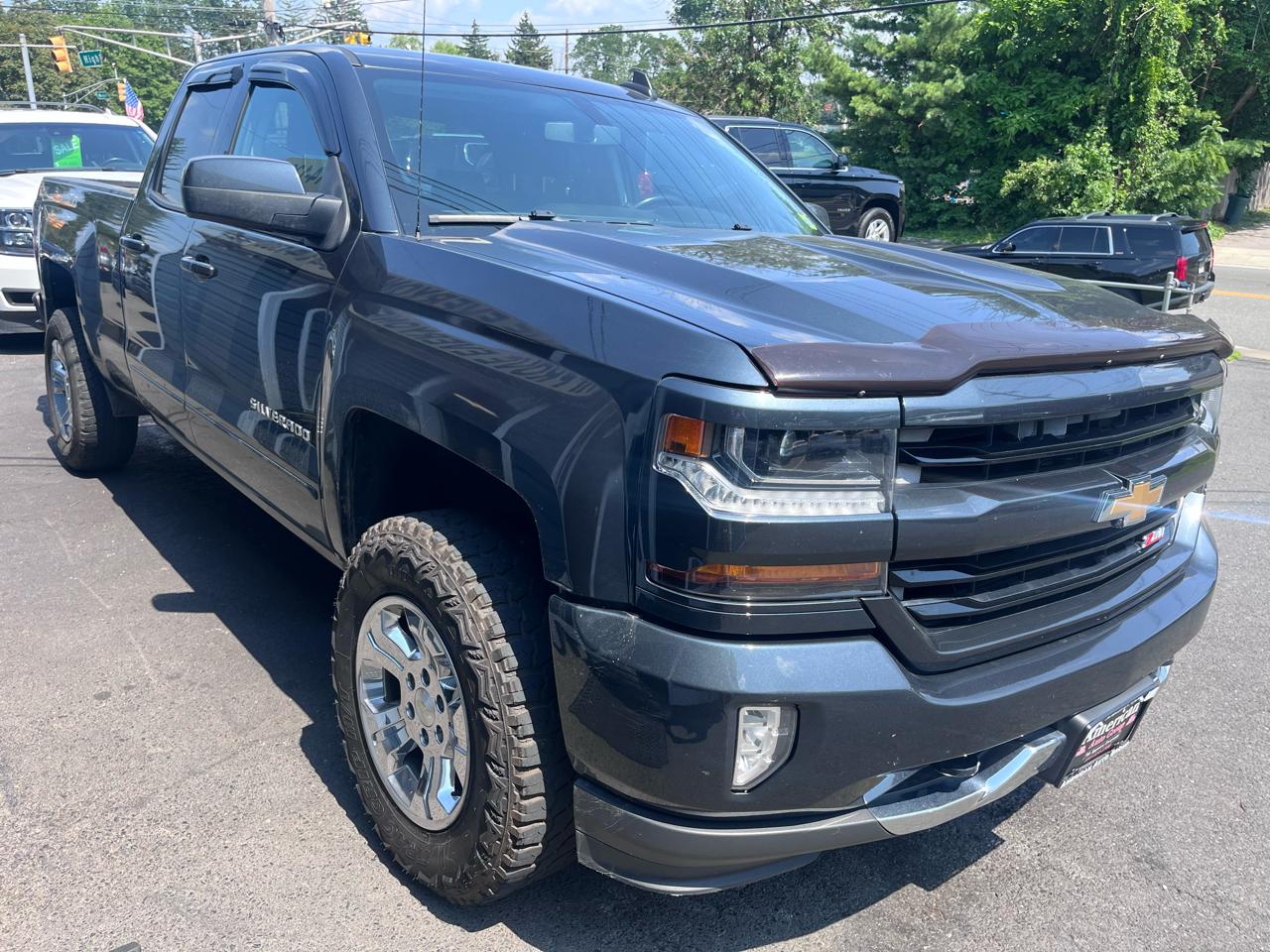 Chevrolet Silverado 1500 4WD Double Cab 143.5" LT w/2LT 2017