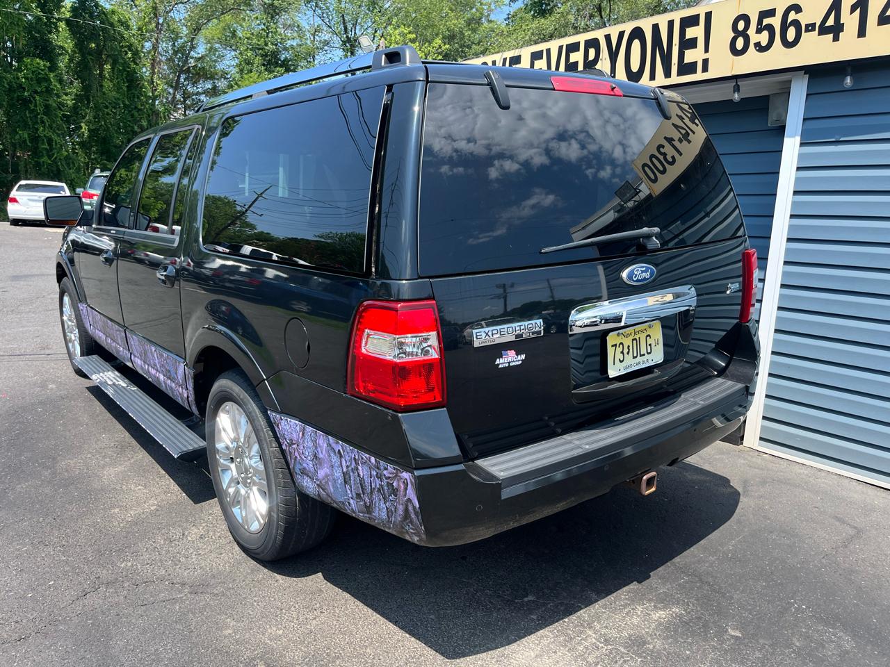 Ford Expedition EL 4WD 4dr Limited 2011