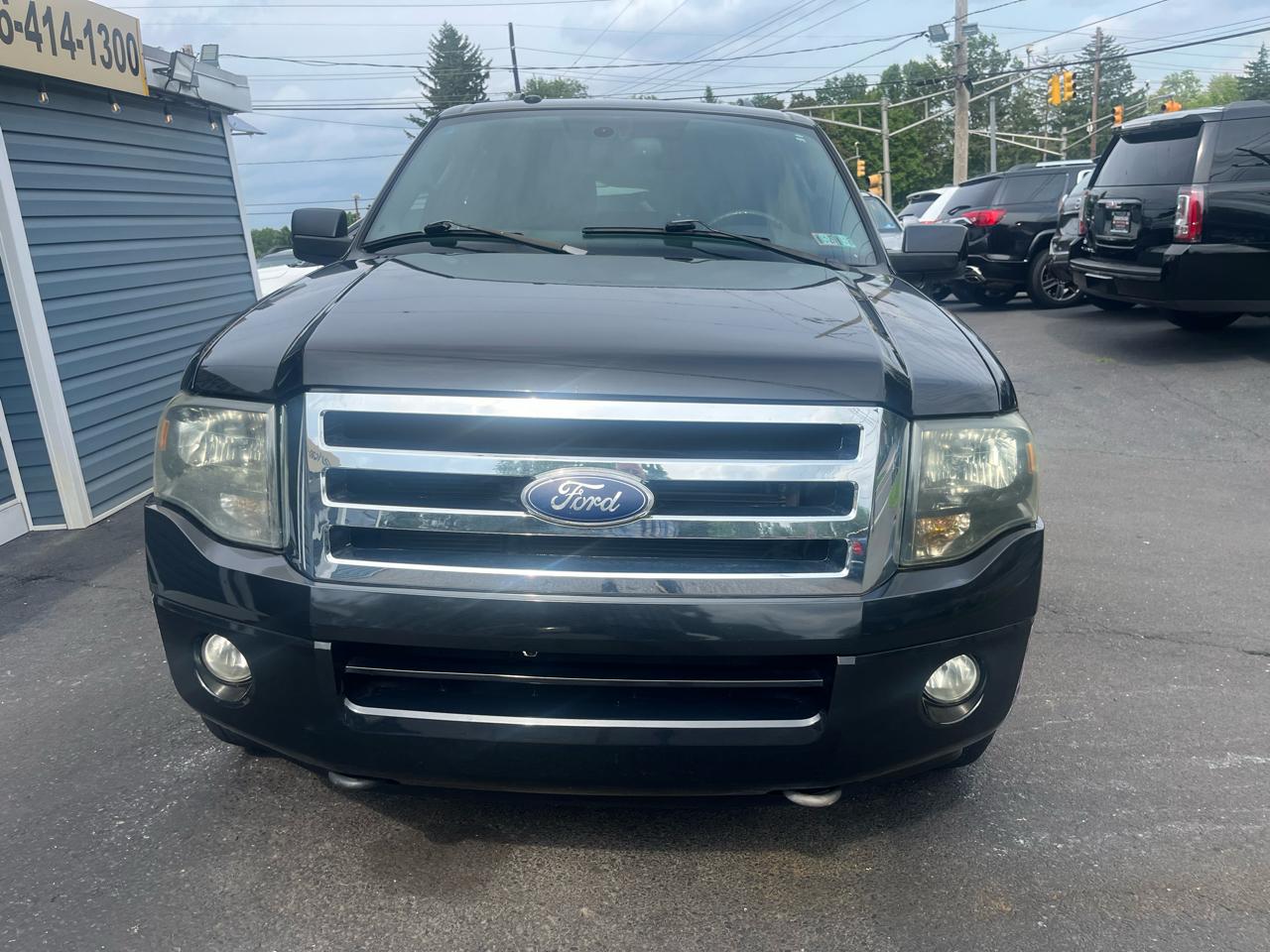 Ford Expedition EL 4WD 4dr Limited 2011