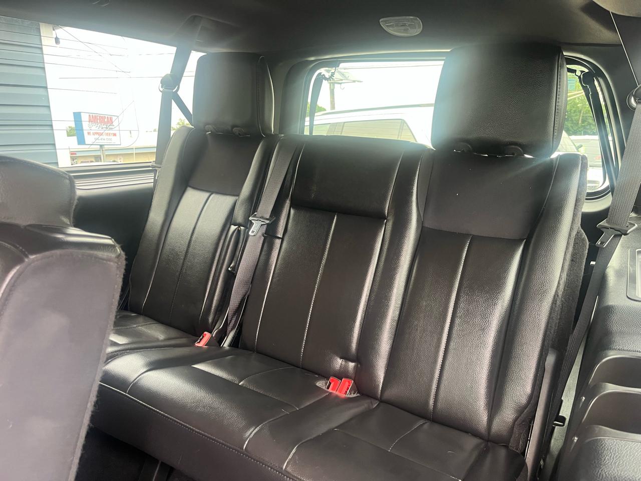 Ford Expedition EL 4WD 4dr Limited 2011