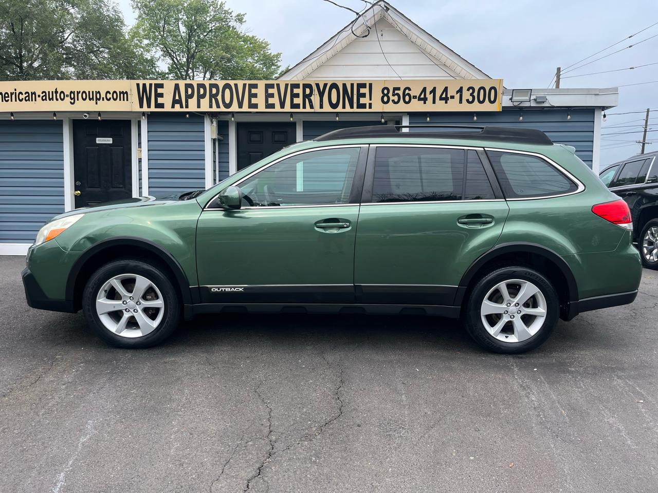 Subaru Outback 4dr Wgn H4 Auto 2.5i Premium 2013