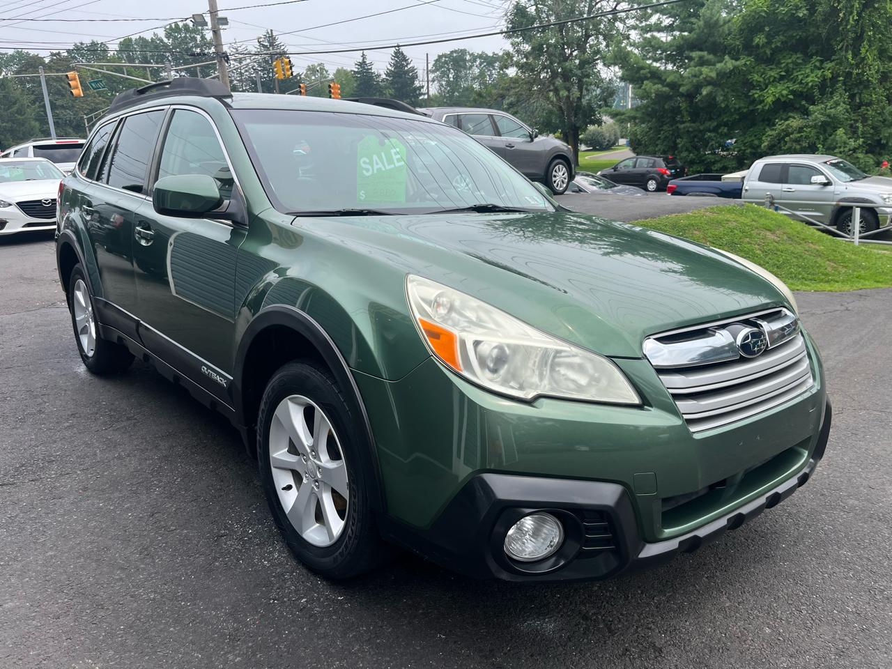 Subaru Outback 4dr Wgn H4 Auto 2.5i Premium 2013