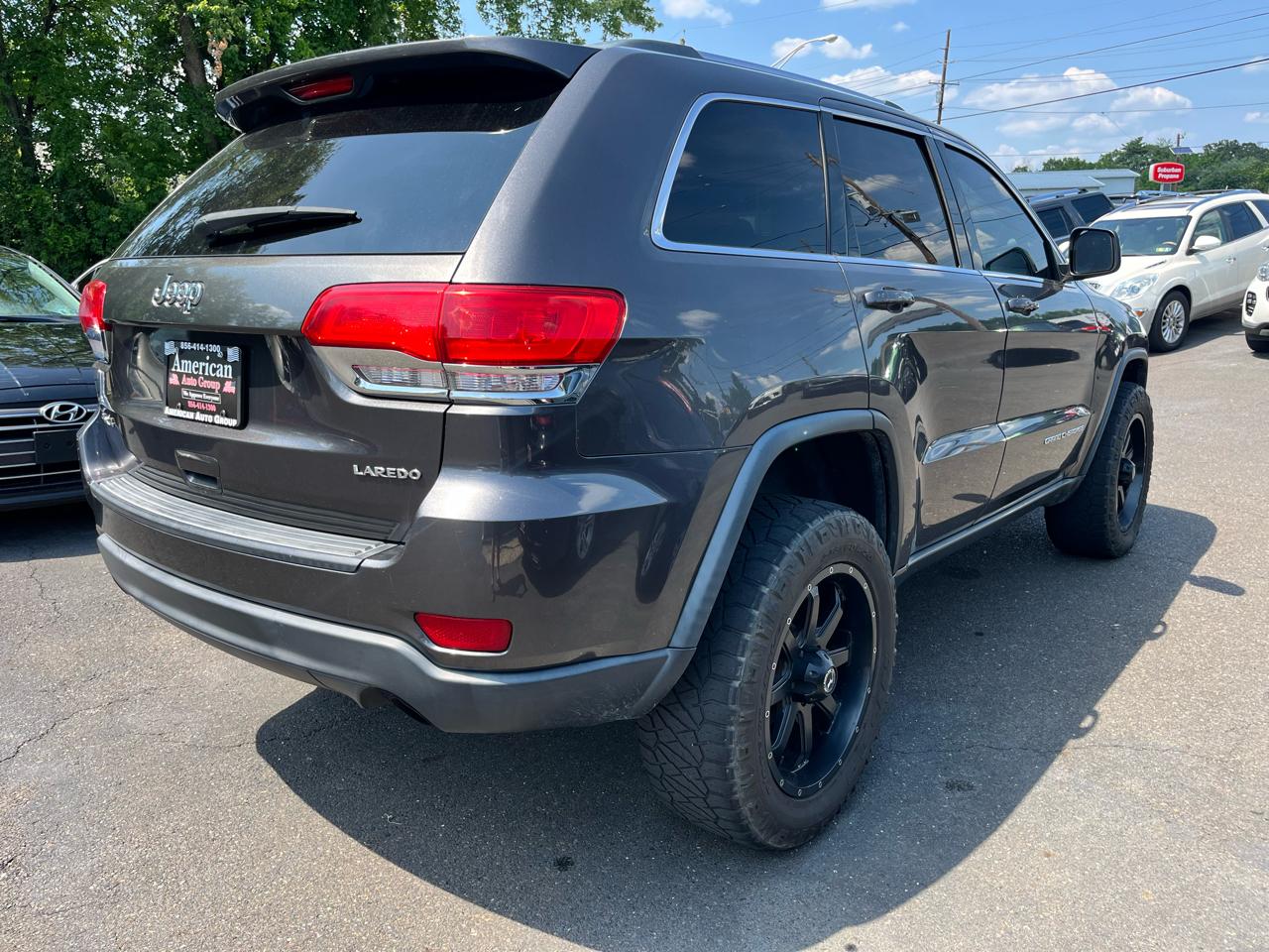 Jeep Grand Cherokee 4WD 4dr Laredo 2015