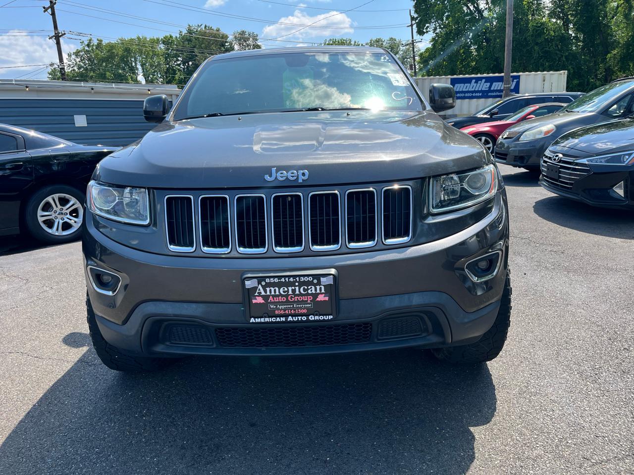Jeep Grand Cherokee 4WD 4dr Laredo 2015