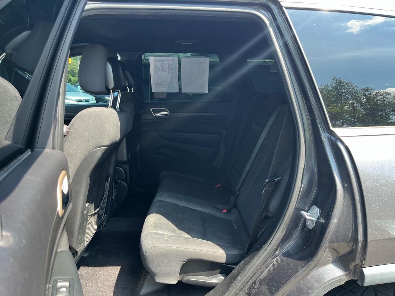Jeep Grand Cherokee 4WD 4dr Laredo 2015