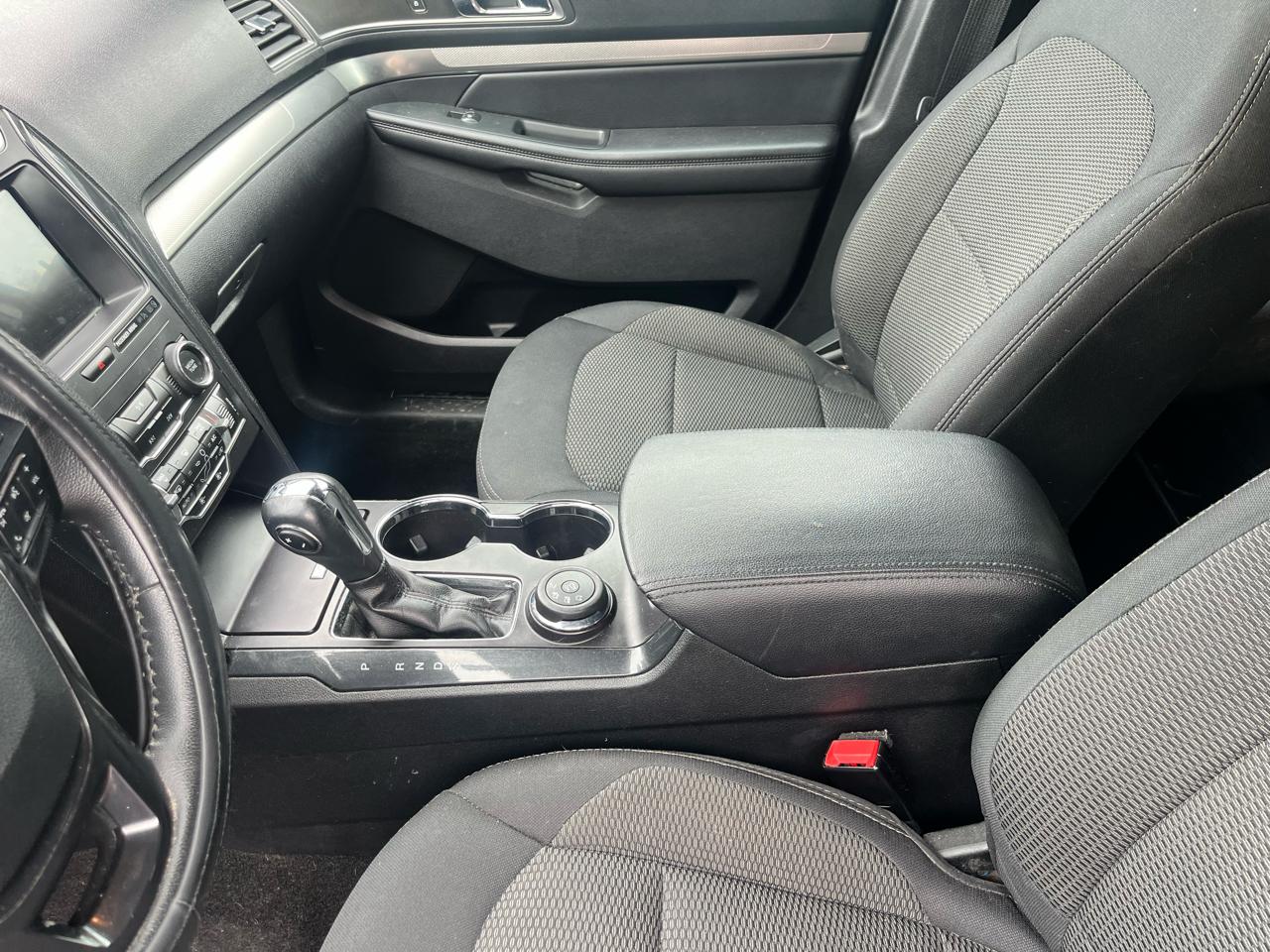 Ford Explorer XLT 4WD 2019
