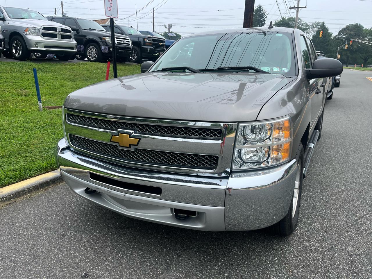 Chevrolet Silverado 1500 4WD Crew Cab 143.5" LT 2013