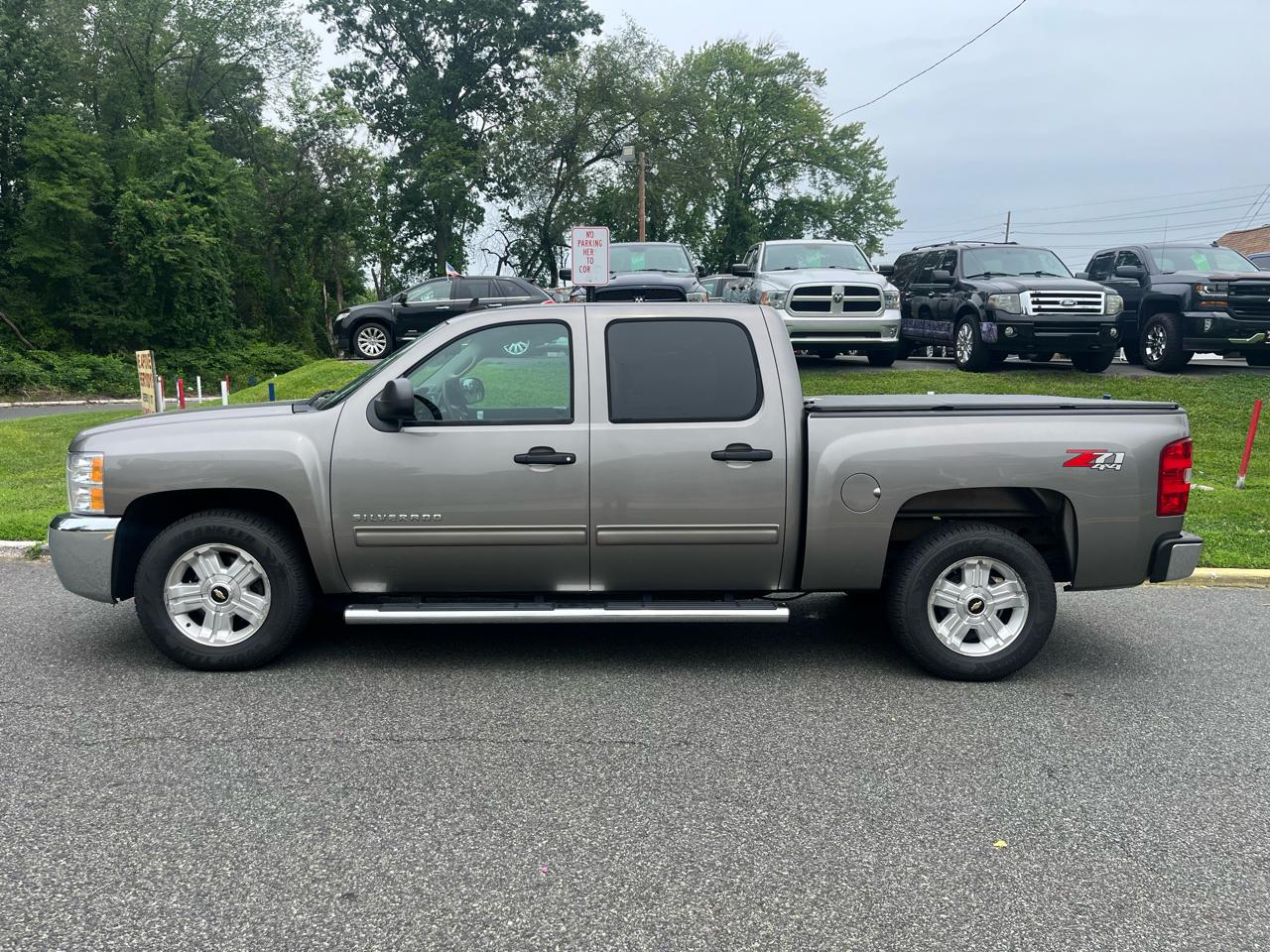 Chevrolet Silverado 1500 4WD Crew Cab 143.5" LT 2013