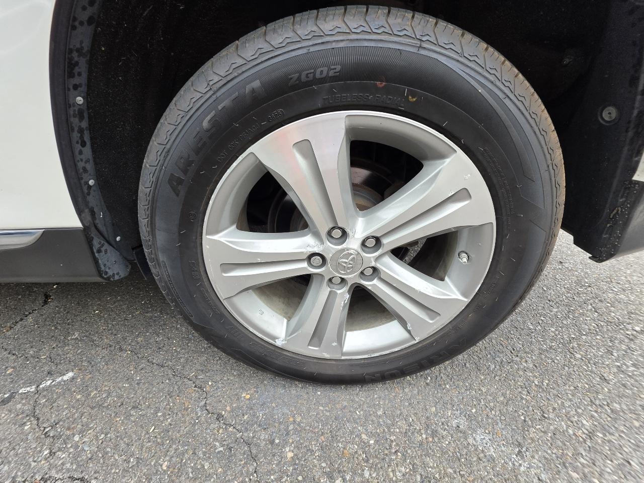 Toyota Highlander 4WD 4dr V6 Limited (Natl) 2013