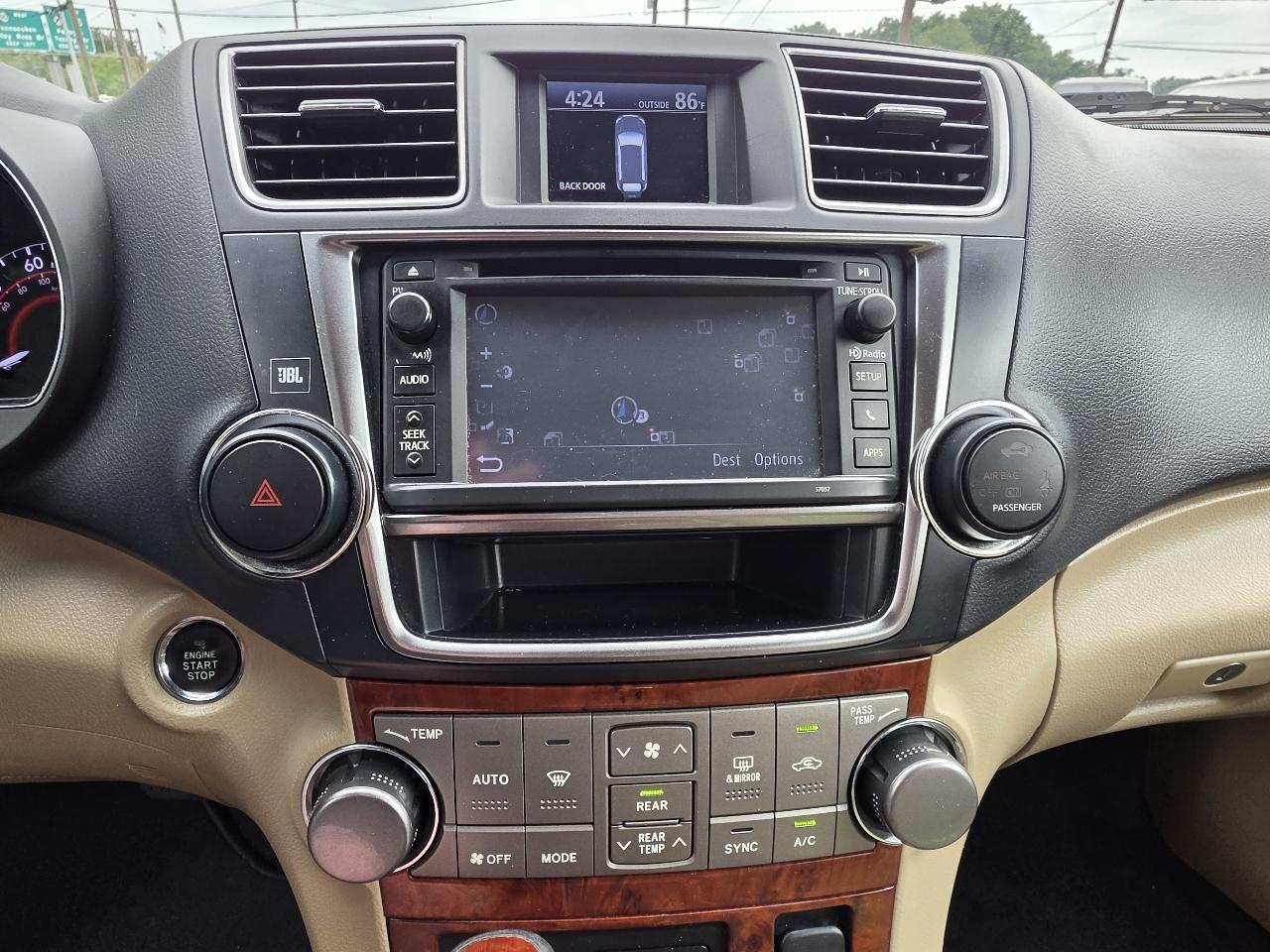 Toyota Highlander 4WD 4dr V6 Limited (Natl) 2013