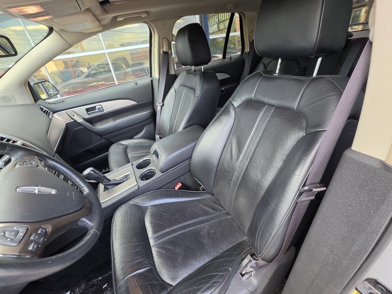 Lincoln MKX AWD 4dr 2013