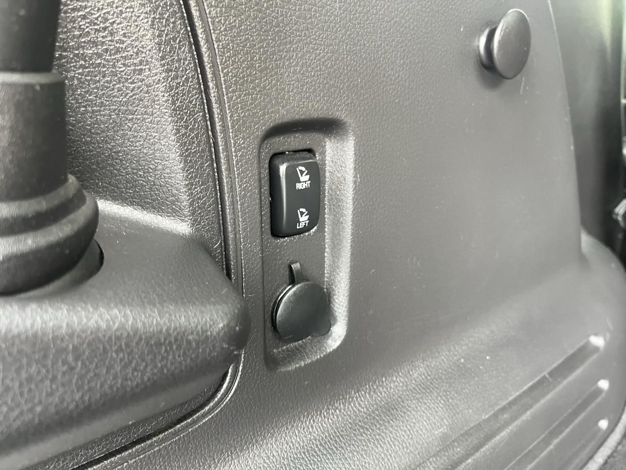 Lincoln MKX AWD 4dr 2013