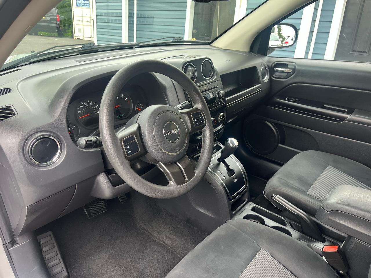 Jeep Compass  2011