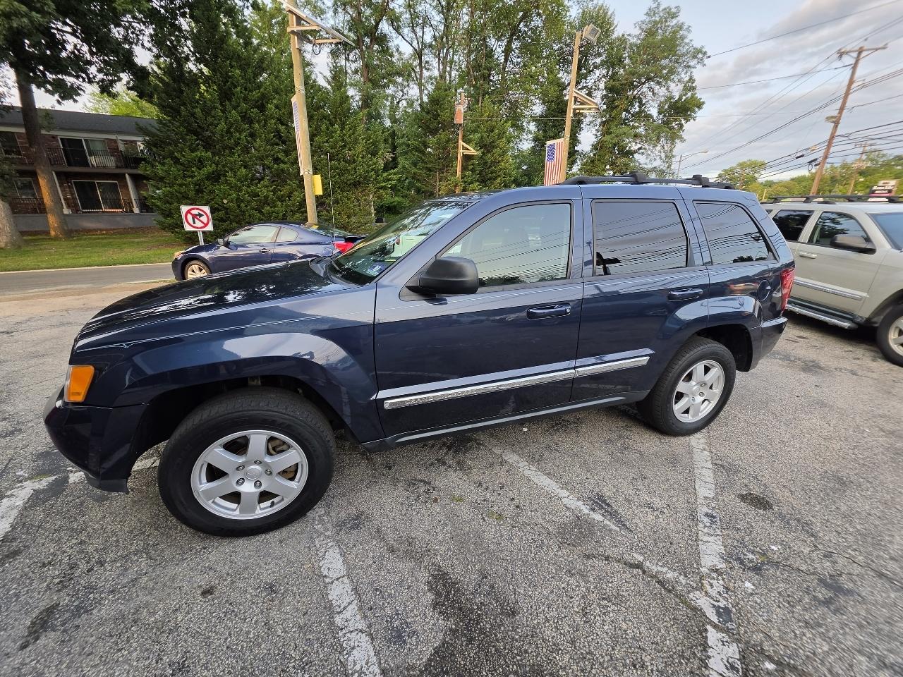 Jeep Grand Cherokee 4WD 4dr Laredo 2010