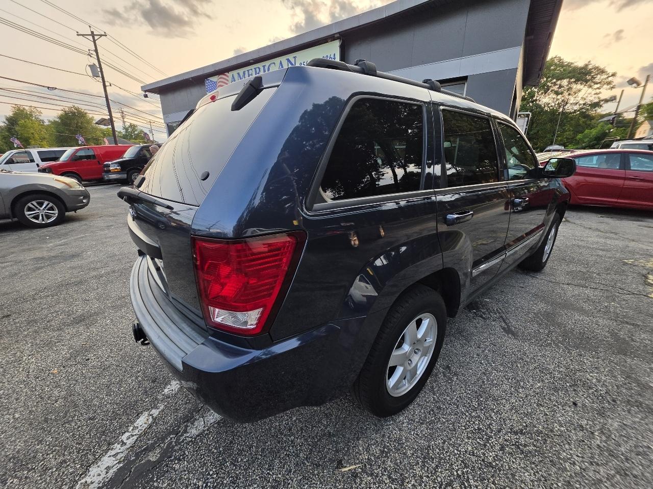 Jeep Grand Cherokee 4WD 4dr Laredo 2010