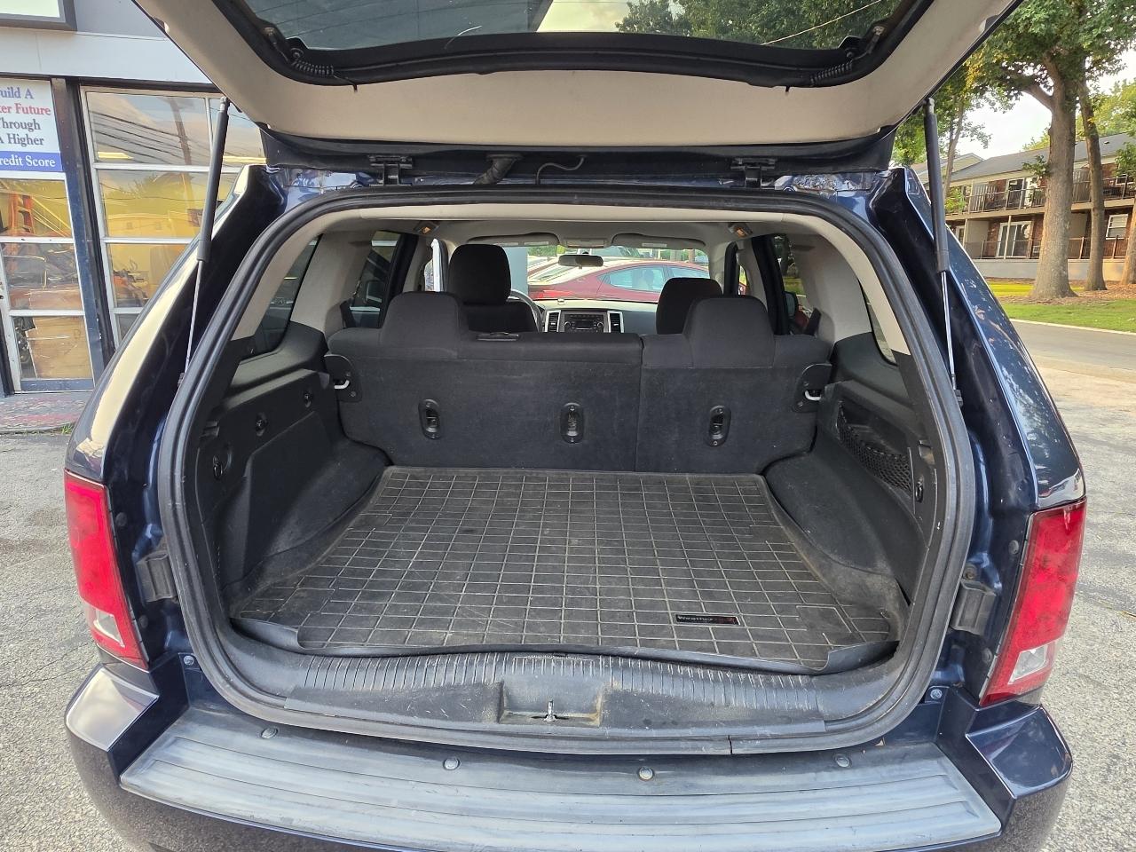Jeep Grand Cherokee 4WD 4dr Laredo 2010