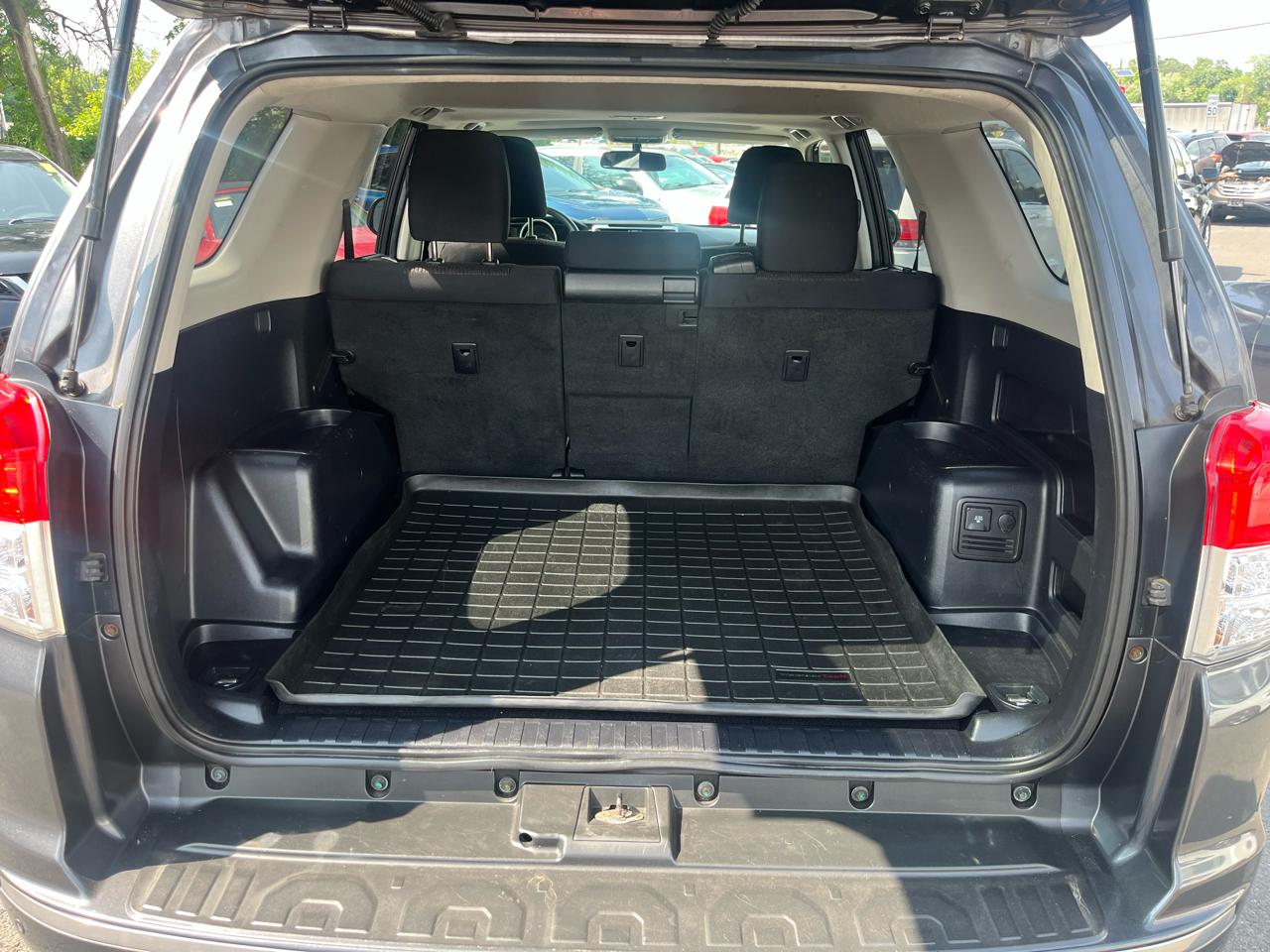 Toyota 4Runner 4WD 4dr V6 Limited (Natl) 2012