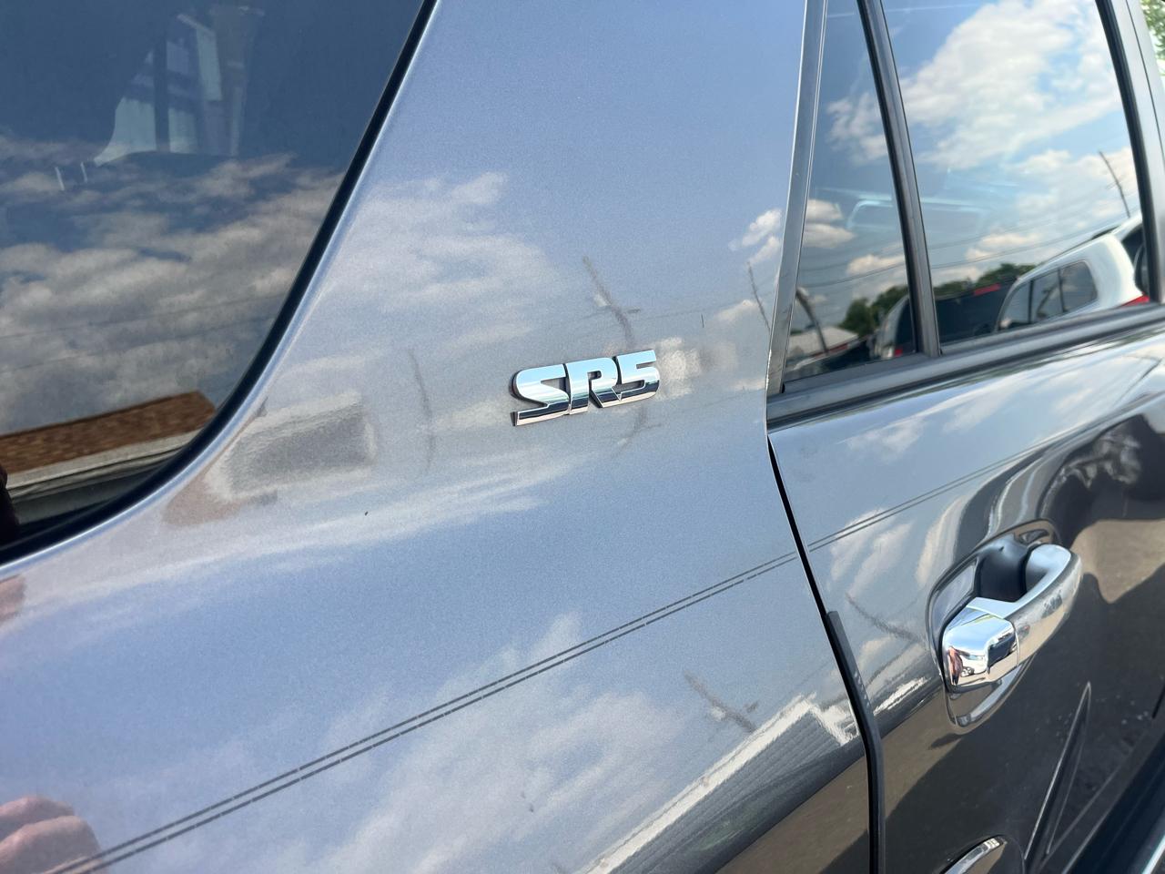 Toyota 4Runner 4WD 4dr V6 Limited (Natl) 2012
