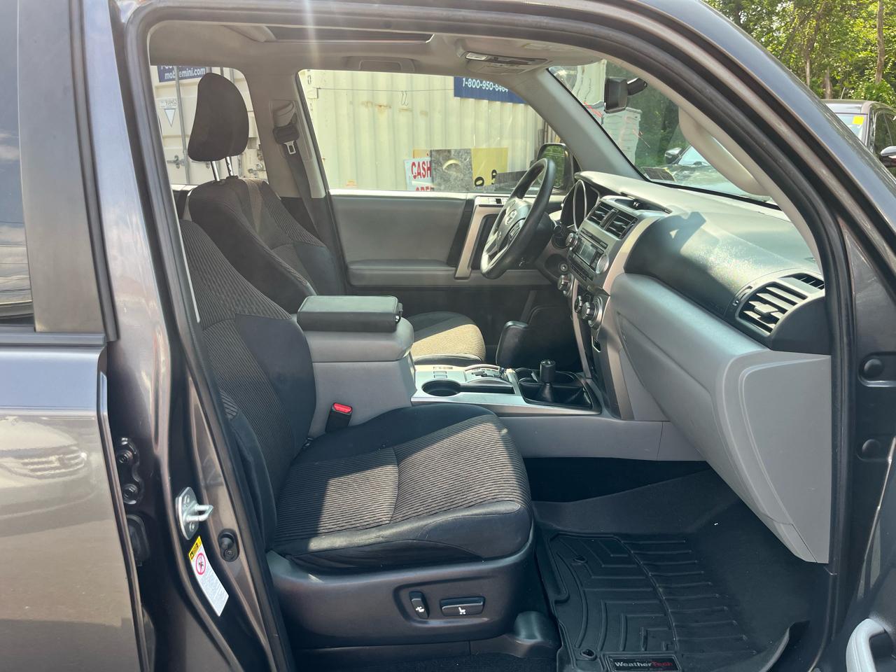 Toyota 4Runner 4WD 4dr V6 Limited (Natl) 2012