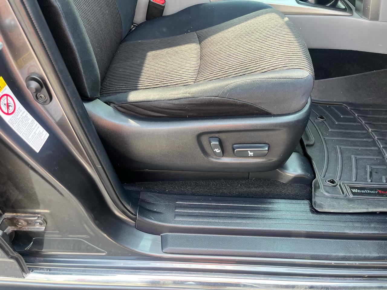Toyota 4Runner 4WD 4dr V6 Limited (Natl) 2012