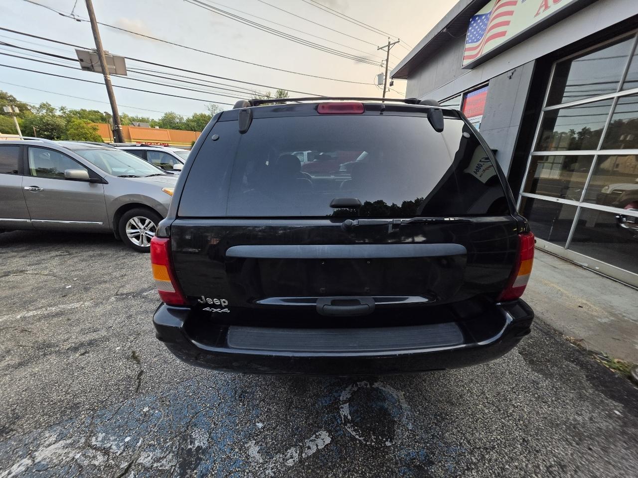 Jeep Grand Cherokee 4dr Laredo 4WD 2004