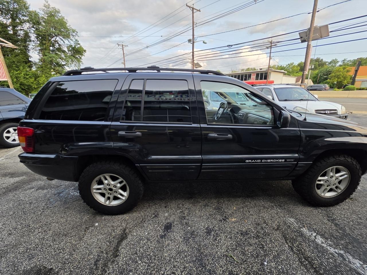 Jeep Grand Cherokee 4dr Laredo 4WD 2004
