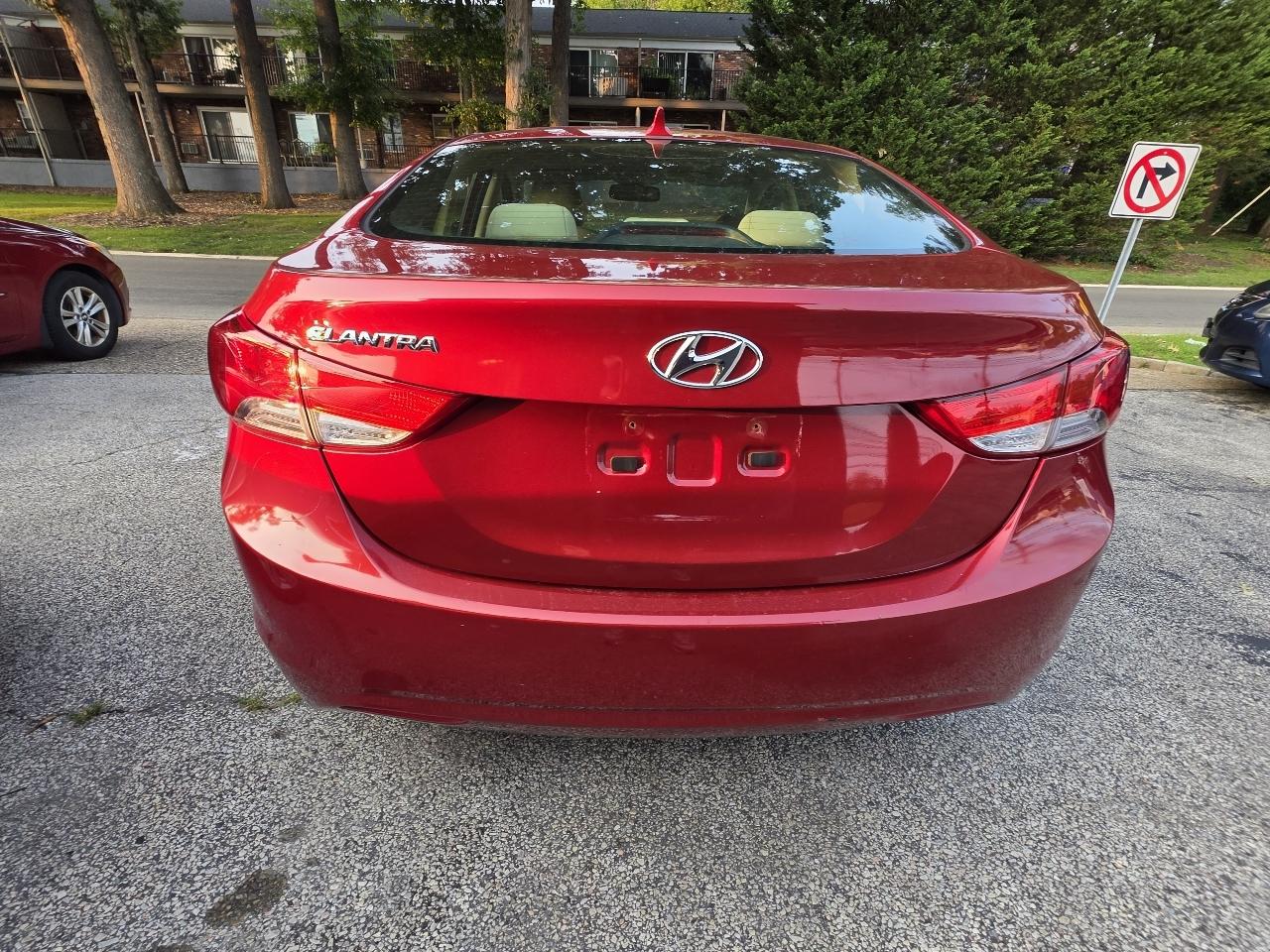 Hyundai Elantra 4dr Sdn Auto GLS (Ulsan Plant) 2012