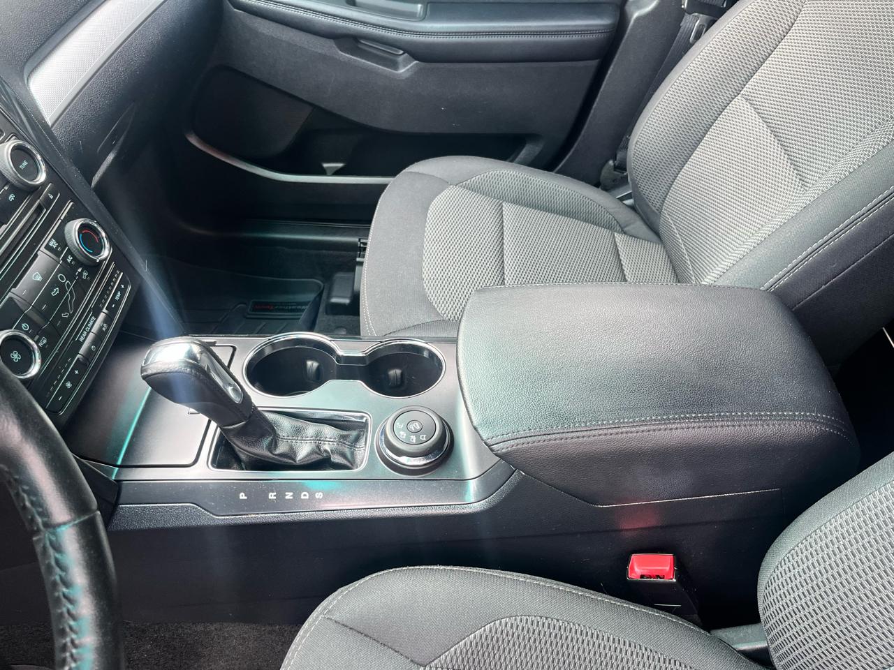 Ford Explorer 4WD 4dr XLT 2016
