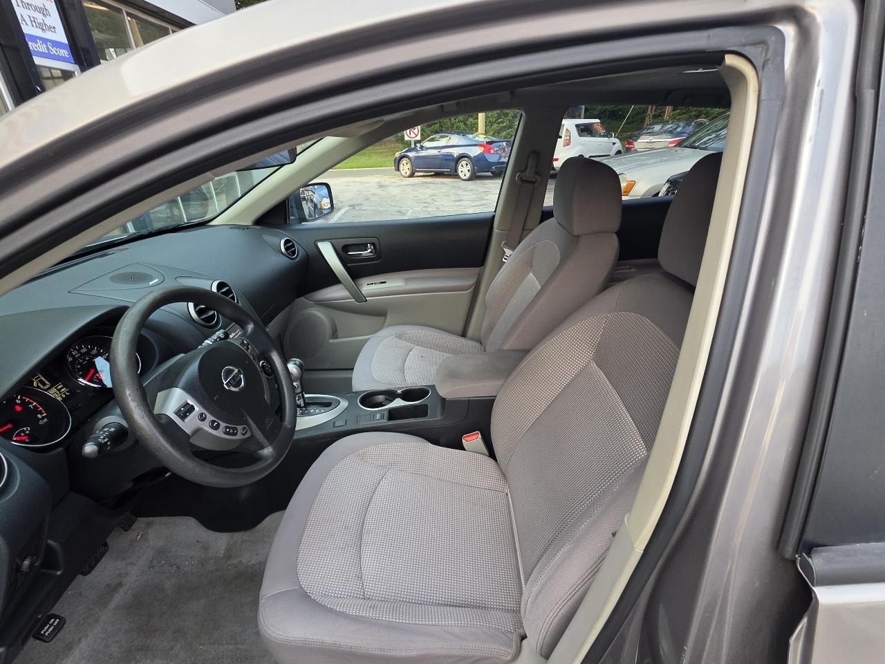 Nissan Rogue AWD 4dr SV 2013