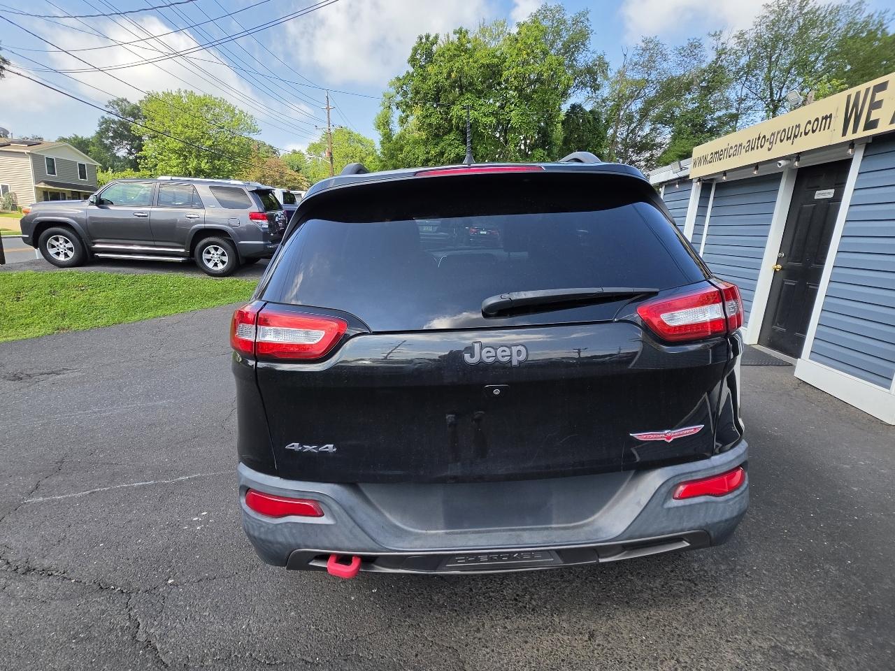 Jeep Cherokee 4WD 4dr Trailhawk 2016