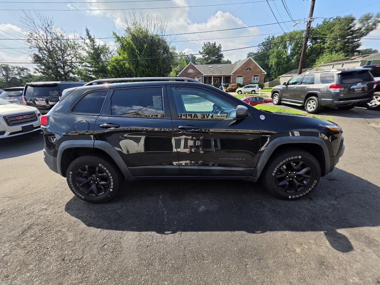 Jeep Cherokee 4WD 4dr Trailhawk 2016